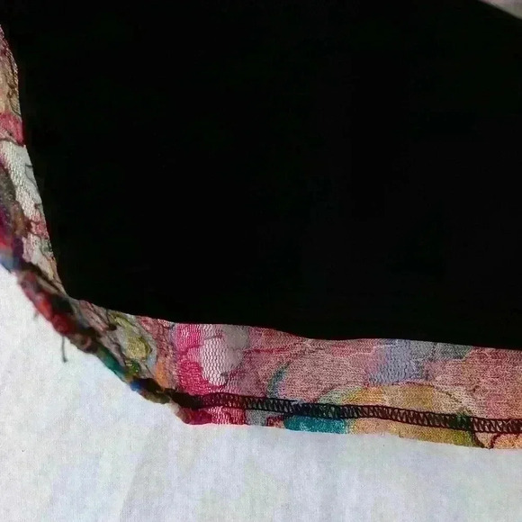 Womens L sheer flower watercolor colorful mesh top with built in black tank - Picture 3 of 4